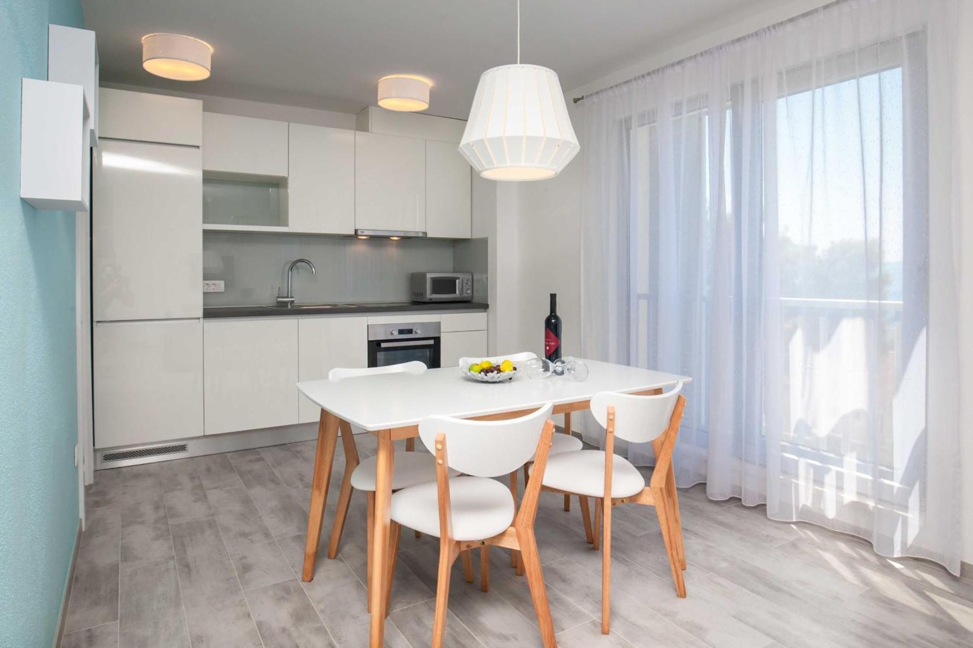 Apartments Dva Galeba Bol Pokoj fotografie